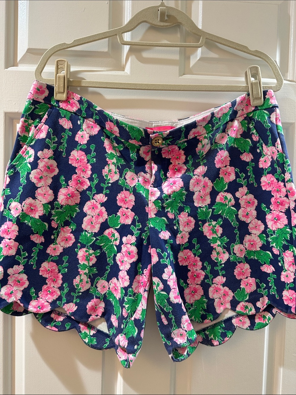 Lilly Pulitzer Navy Pink Floral Scallop Hem High Waist Shorts